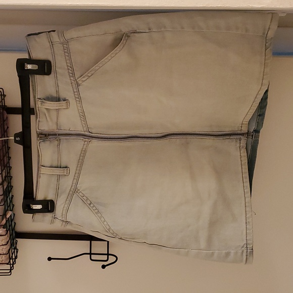 Skirt - Picture 1 of 1